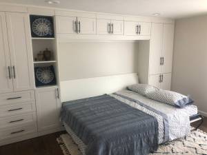 Read more about the article Murphy Bed with Storage Cabinetry Solution